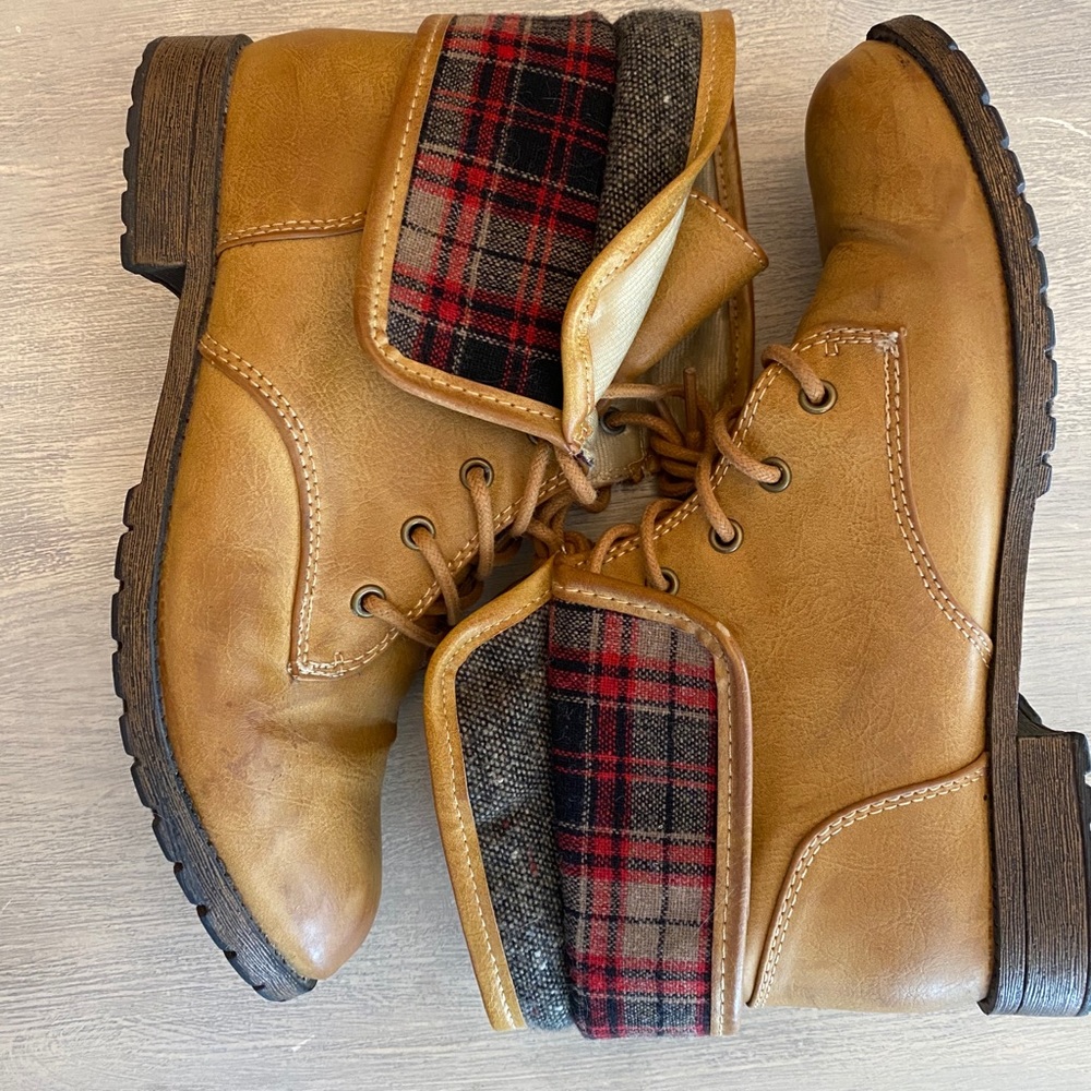 Rampage Boots